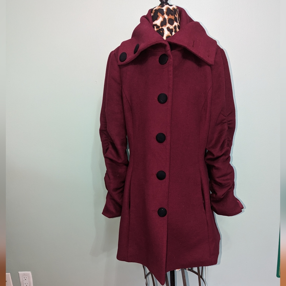 Tatyana pea coat size XL in Wine